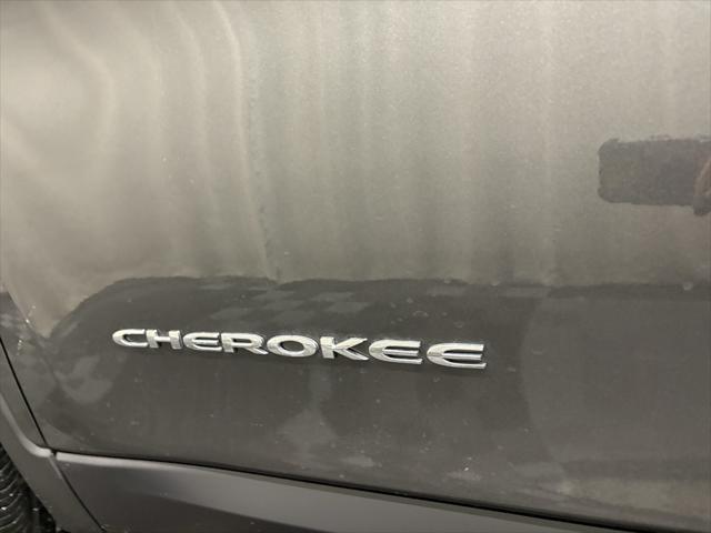 used 2022 Jeep Cherokee car, priced at $28,800