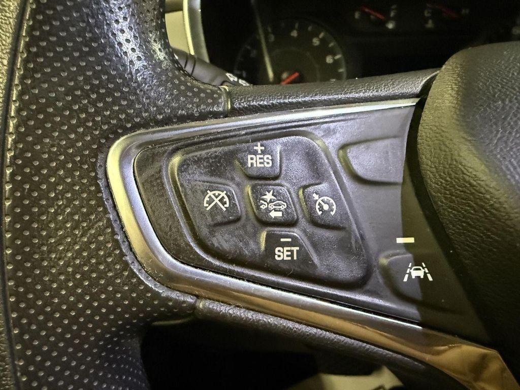 used 2020 Chevrolet Equinox car, priced at $14,491