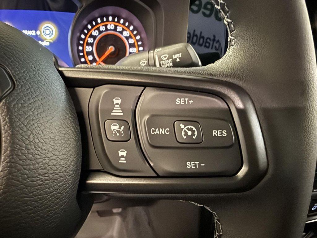 new 2025 Jeep Gladiator car, priced at $46,495