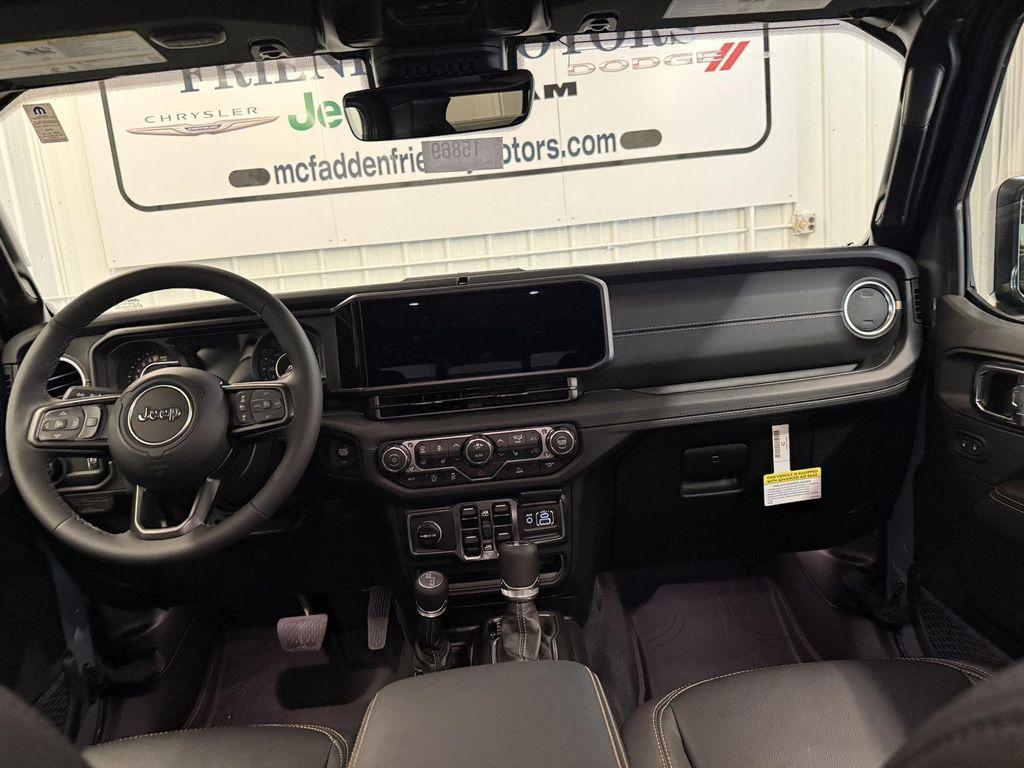 new 2025 Jeep Gladiator car, priced at $46,495
