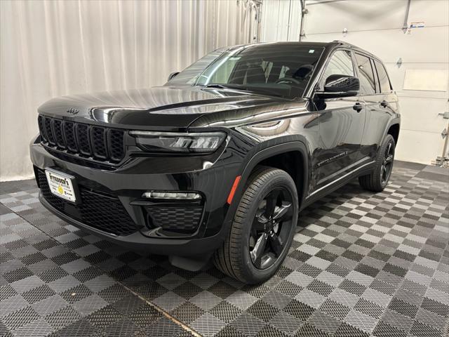 new 2025 Jeep Grand Cherokee car, priced at $53,530