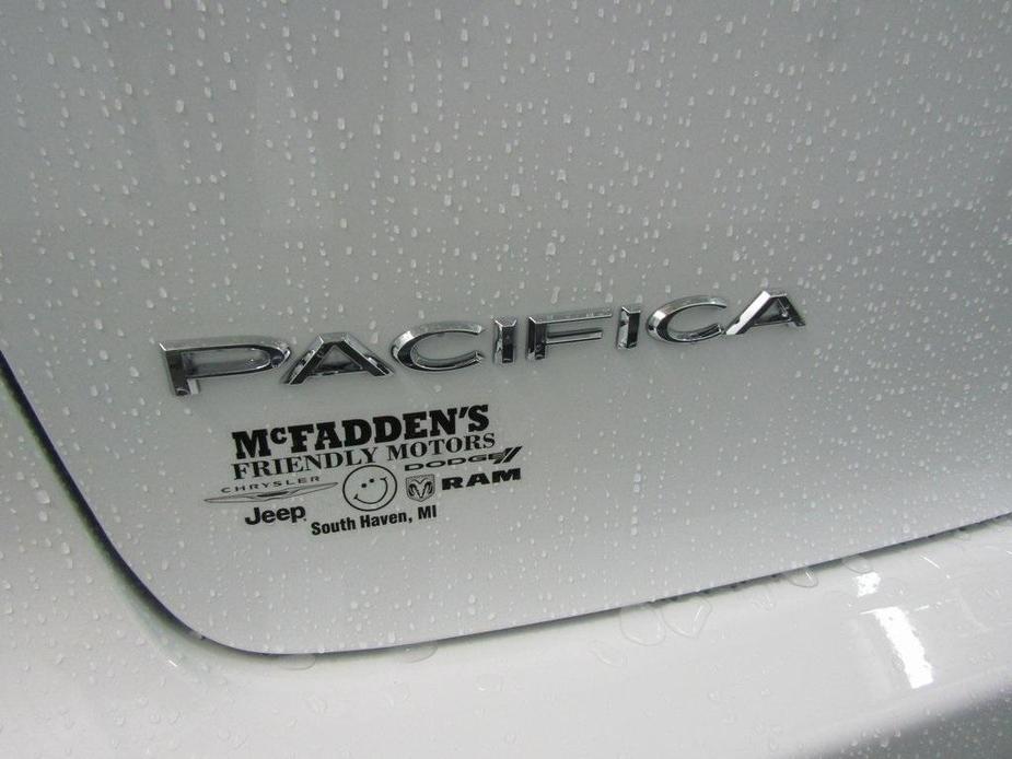 new 2024 Chrysler Pacifica car, priced at $55,250