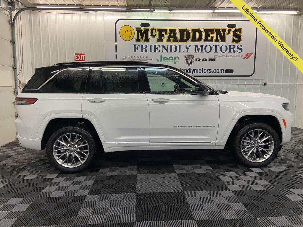 new 2025 Jeep Grand Cherokee car, priced at $55,930
