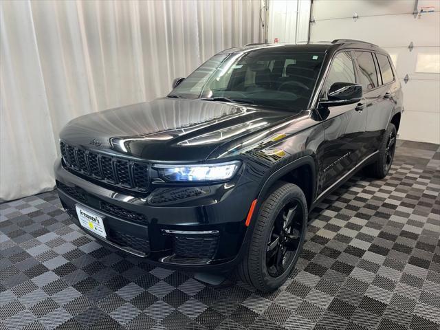 new 2024 Jeep Grand Cherokee L car, priced at $48,324