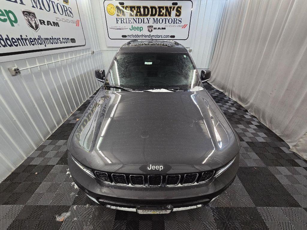 new 2025 Jeep Grand Cherokee L car, priced at $48,997