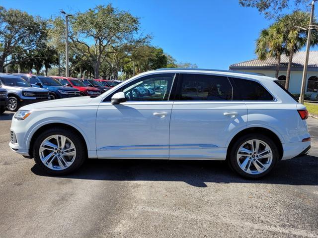 used 2022 Audi Q7 car, priced at $30,989