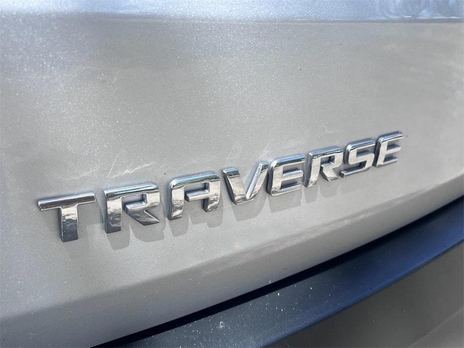 used 2022 Chevrolet Traverse car, priced at $24,402