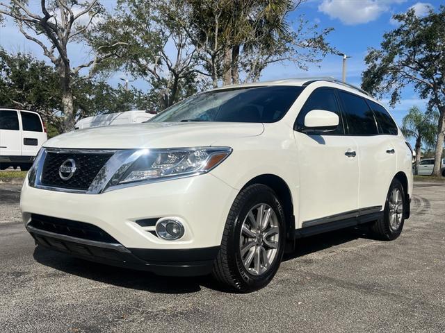 used 2016 Nissan Pathfinder car, priced at $12,989