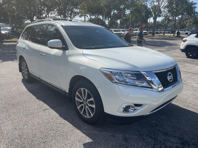 used 2016 Nissan Pathfinder car, priced at $15,722