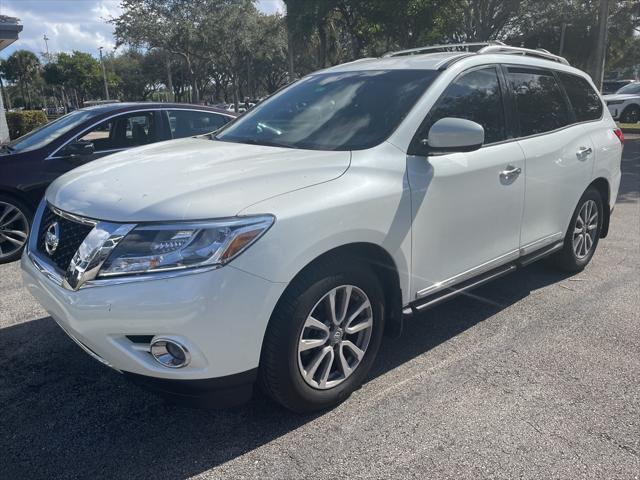 used 2016 Nissan Pathfinder car, priced at $15,722