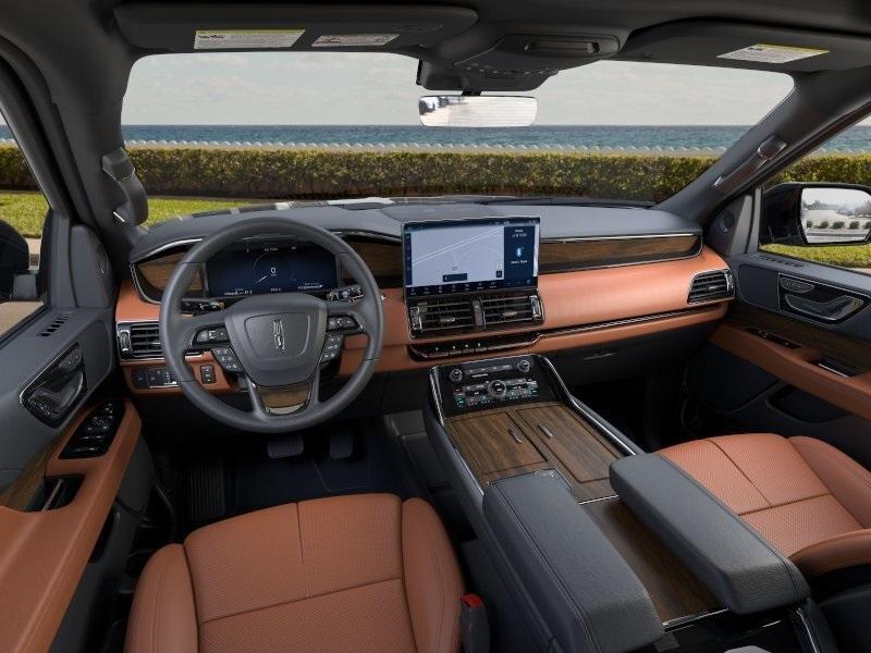 new 2024 Lincoln Navigator car, priced at $96,315