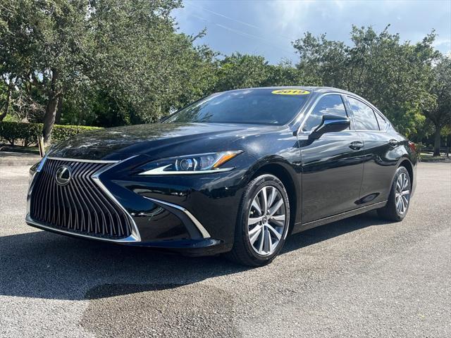 used 2019 Lexus ES 350 car, priced at $25,461