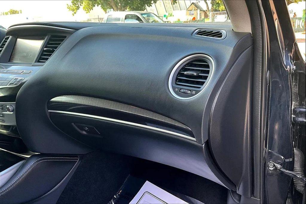 used 2019 INFINITI QX60 car, priced at $15,998