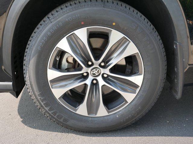 used 2022 Toyota Highlander car, priced at $42,988