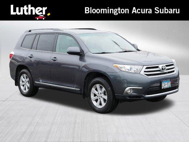 used 2013 Toyota Highlander car, priced at $11,997