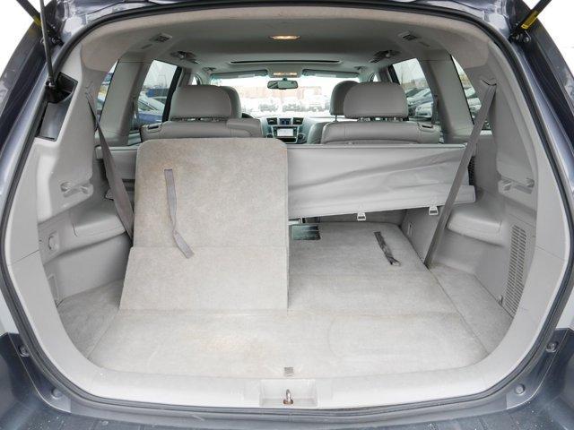 used 2013 Toyota Highlander car, priced at $11,997