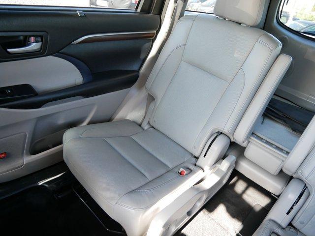 used 2015 Toyota Highlander car, priced at $24,988