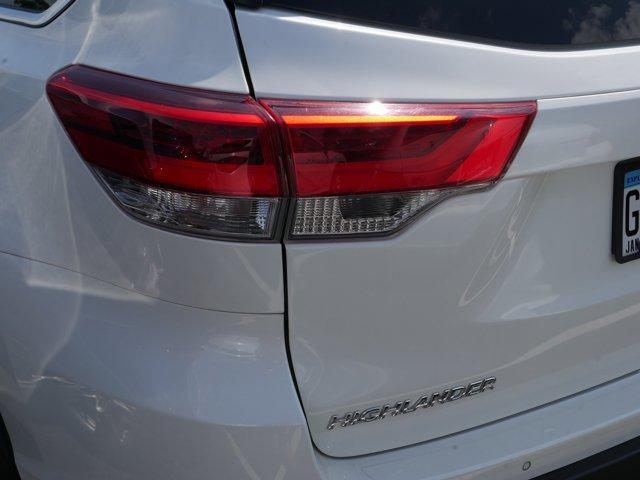 used 2019 Toyota Highlander car, priced at $23,997