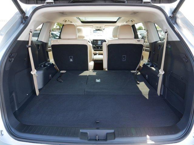 used 2021 Toyota Highlander car, priced at $42,988