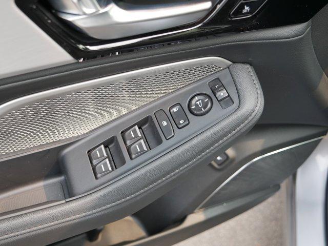 used 2024 Acura MDX car, priced at $44,989