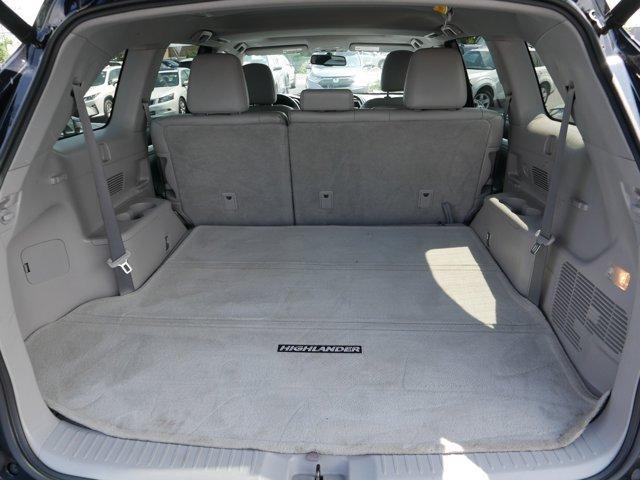 used 2015 Toyota Highlander car, priced at $21,988