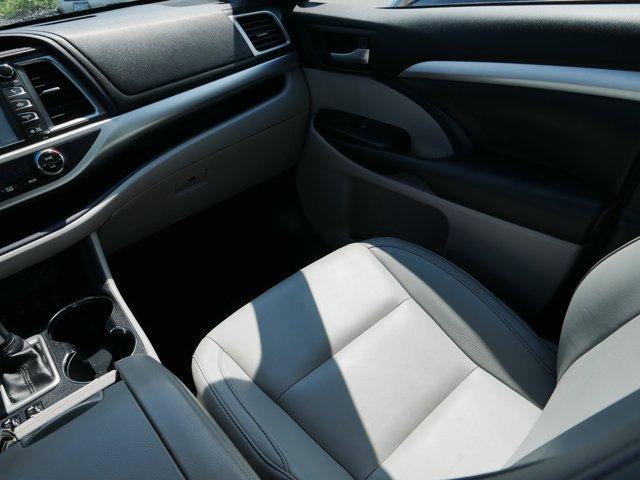 used 2015 Toyota Highlander car, priced at $21,988