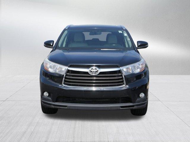 used 2015 Toyota Highlander car, priced at $21,988