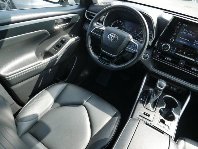 used 2021 Toyota Highlander car, priced at $37,988