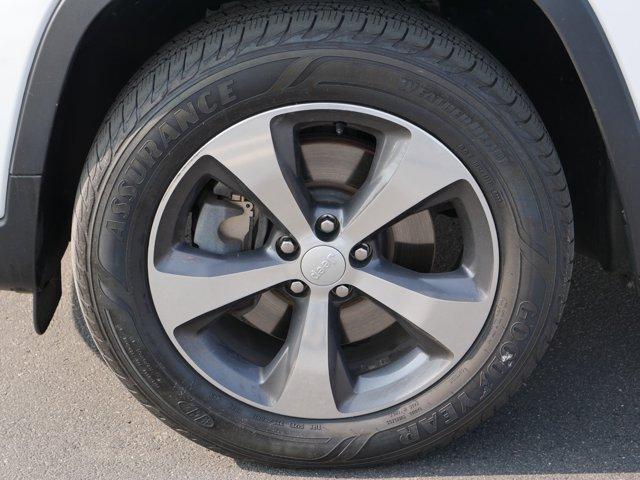 used 2019 Jeep Cherokee car, priced at $17,988