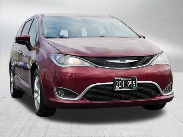 used 2017 Chrysler Pacifica car, priced at $10,497