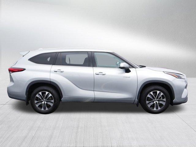 used 2021 Toyota Highlander Hybrid car, priced at $33,988