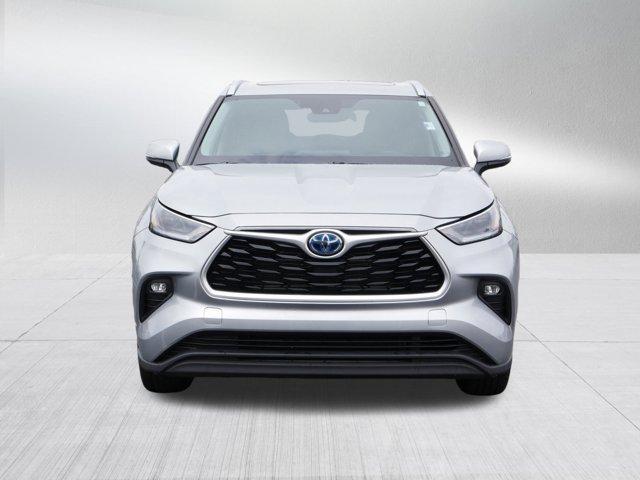 used 2021 Toyota Highlander Hybrid car, priced at $33,988