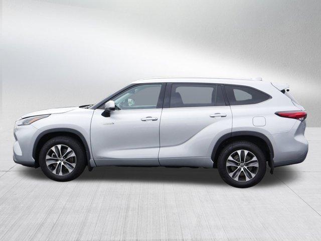 used 2021 Toyota Highlander Hybrid car, priced at $33,988