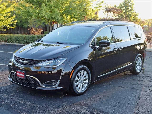 used 2017 Chrysler Pacifica car, priced at $14,350