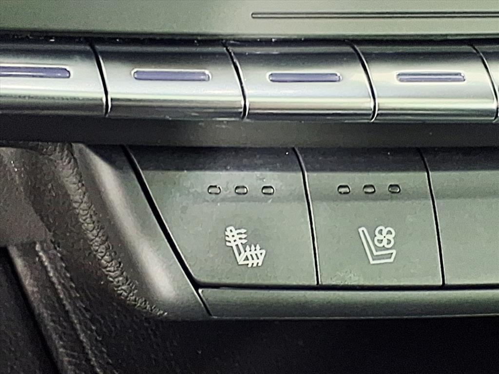 used 2023 Cadillac XT4 car, priced at $38,595