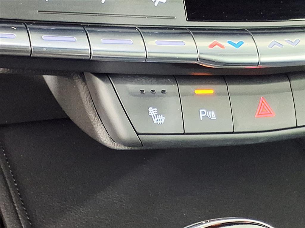 used 2022 Cadillac XT4 car, priced at $26,995