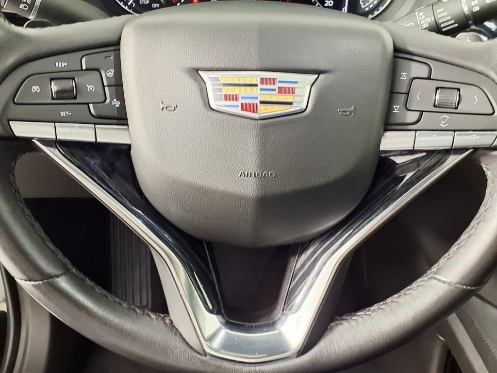 used 2024 Cadillac XT6 car, priced at $41,051