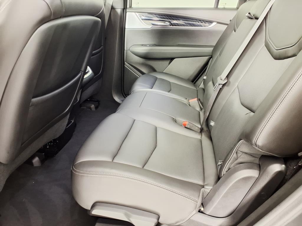 used 2024 Cadillac XT6 car, priced at $41,051