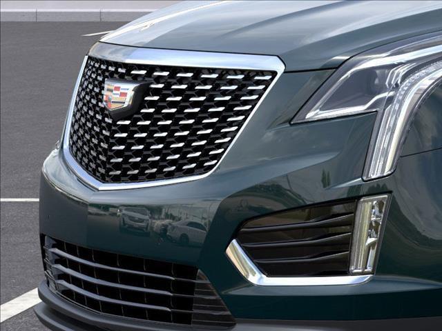 new 2025 Cadillac XT5 car, priced at $45,509