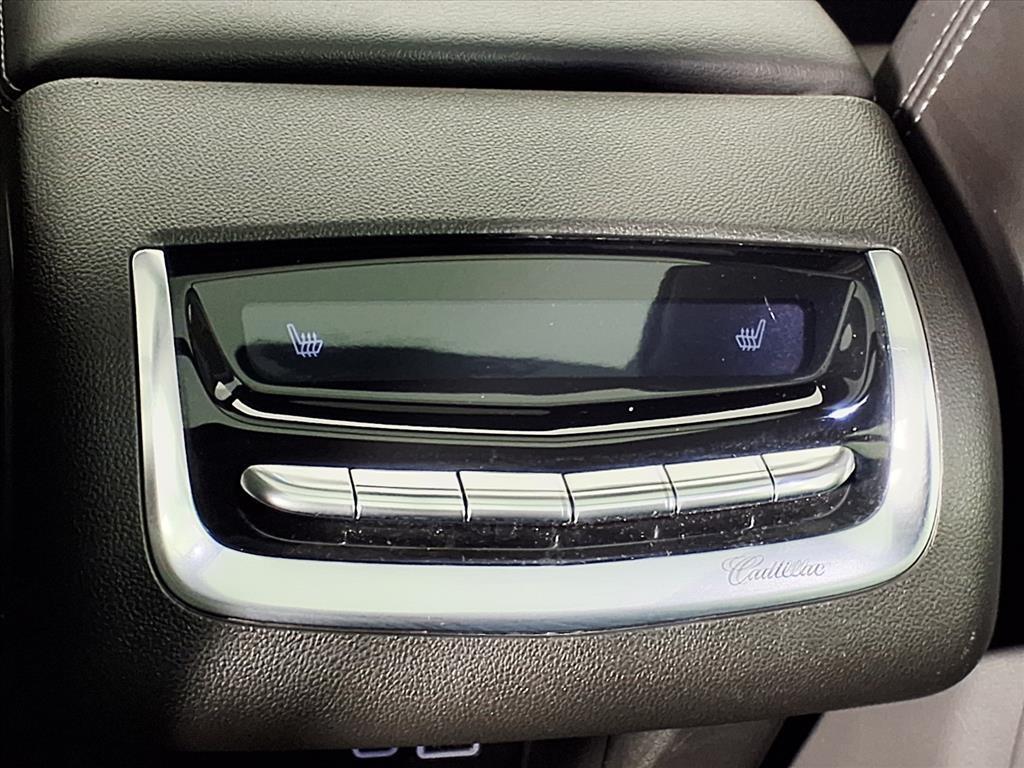 used 2025 Cadillac XT6 car, priced at $34,995