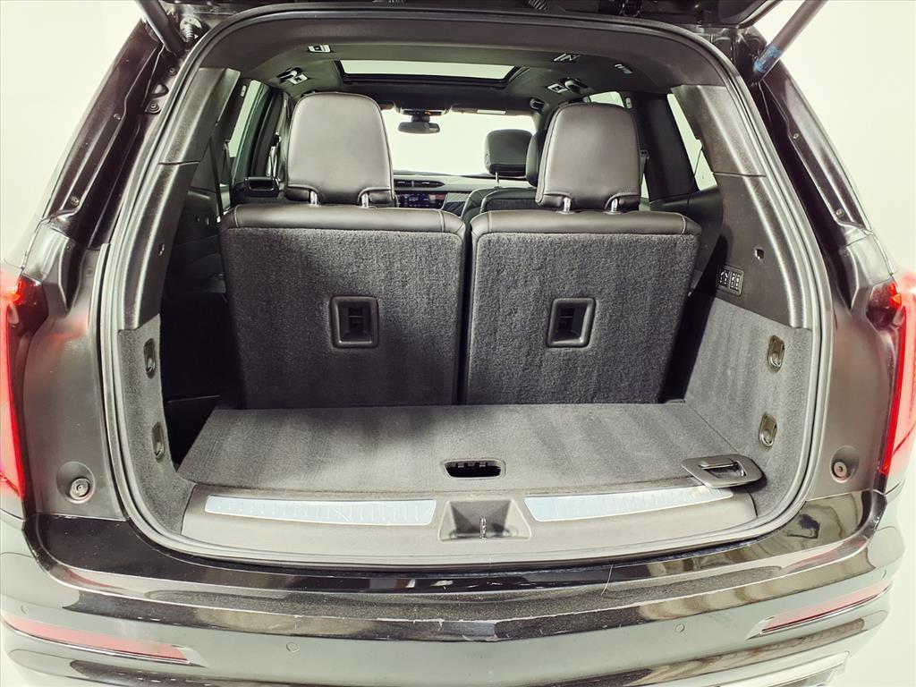 used 2025 Cadillac XT6 car, priced at $34,995