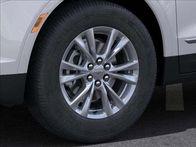 new 2025 Cadillac XT5 car, priced at $45,415