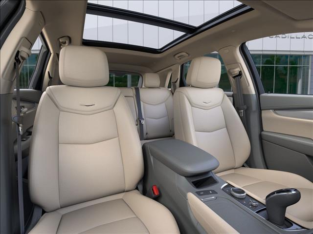 new 2025 Cadillac XT5 car, priced at $56,715