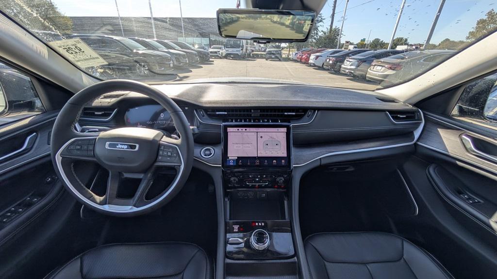 used 2023 Jeep Grand Cherokee car, priced at $32,997