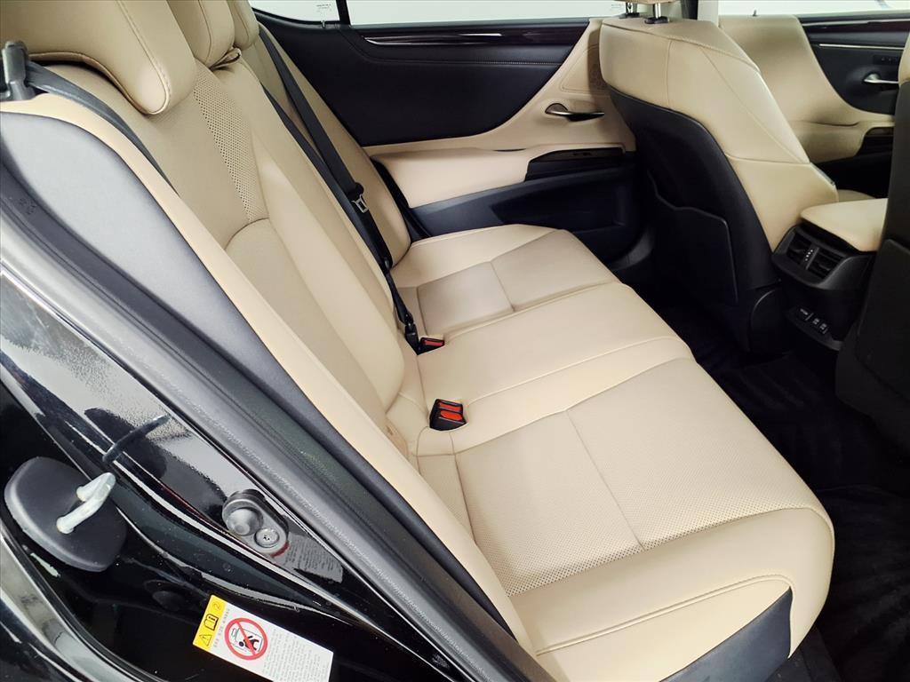 used 2019 Lexus ES 350 car, priced at $23,997