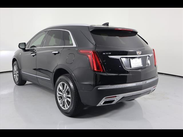 used 2021 Cadillac XT5 car, priced at $28,815