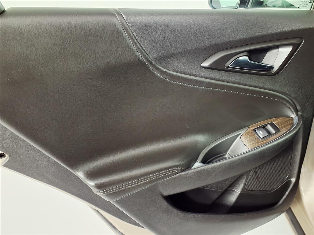 used 2024 Chevrolet Malibu car, priced at $22,997