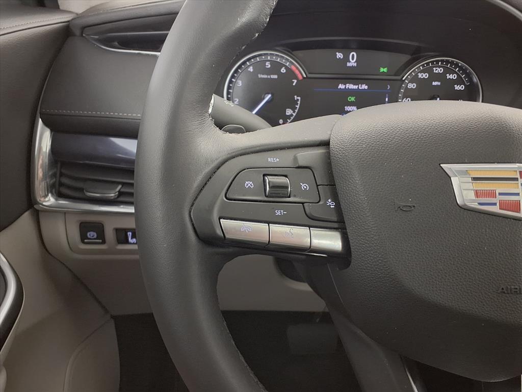 used 2023 Cadillac XT4 car, priced at $30,999