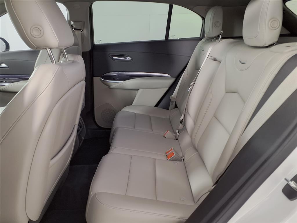 used 2023 Cadillac XT4 car, priced at $30,999