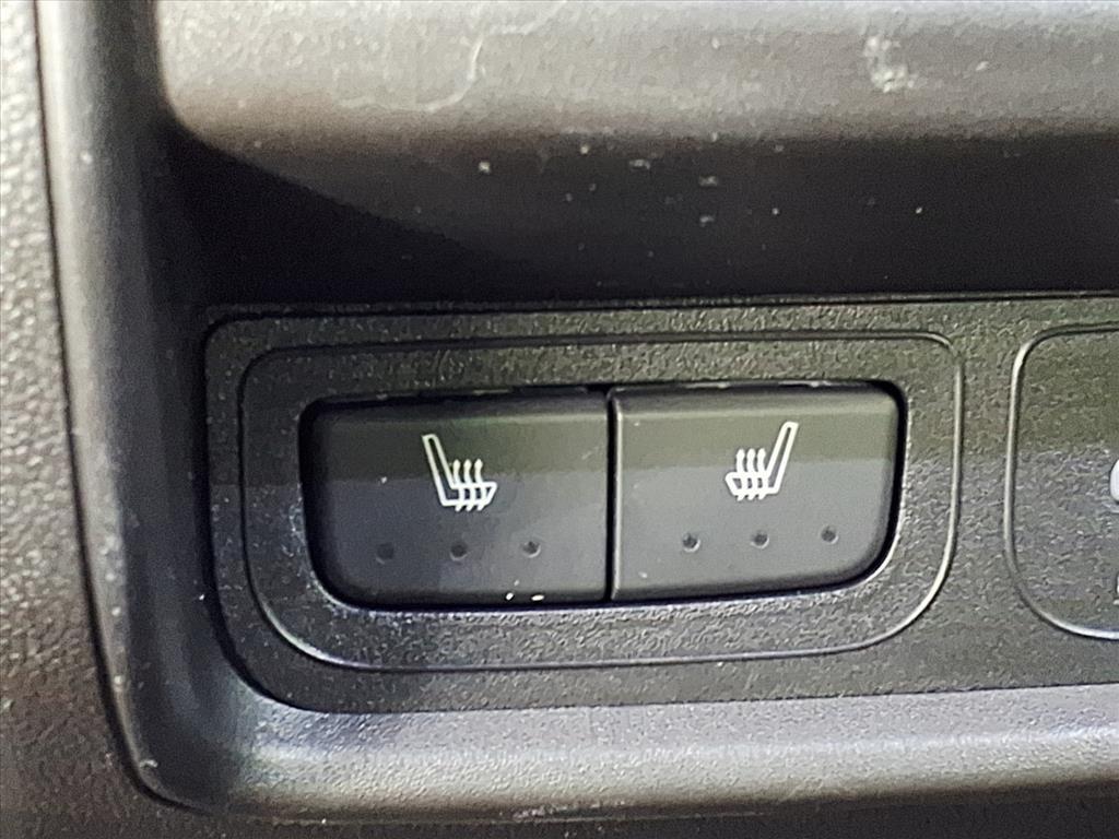 used 2023 Cadillac XT4 car, priced at $32,999